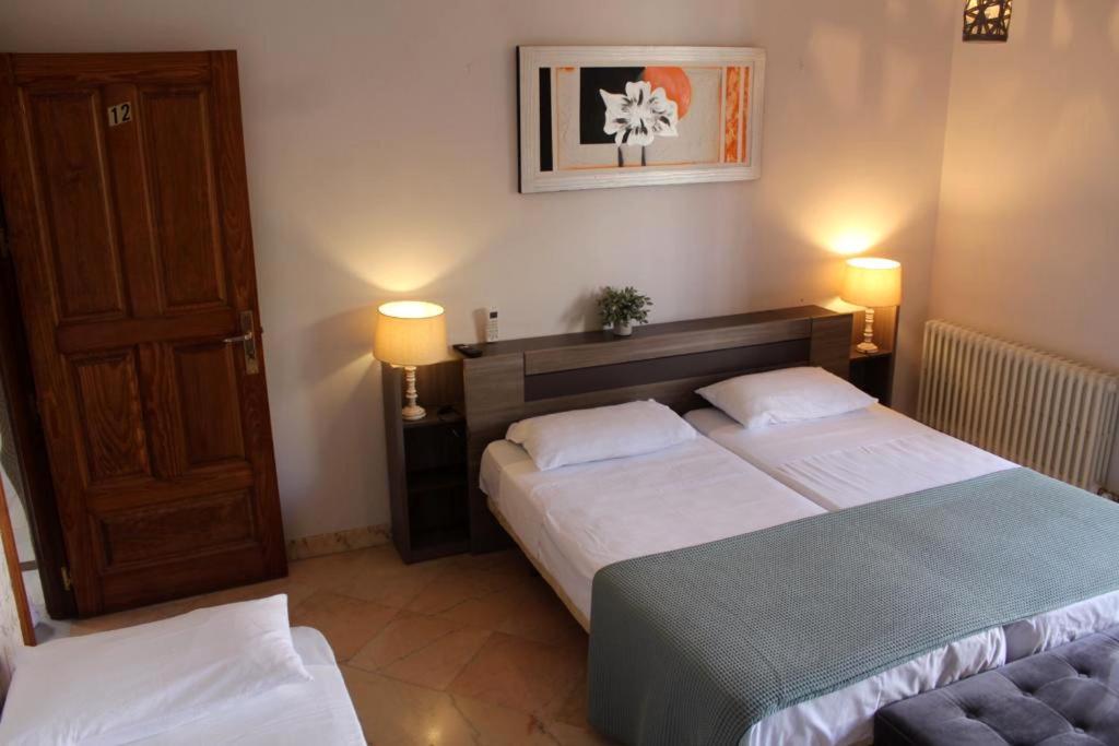 Hotel La Zubia , Granada Exteriör bild