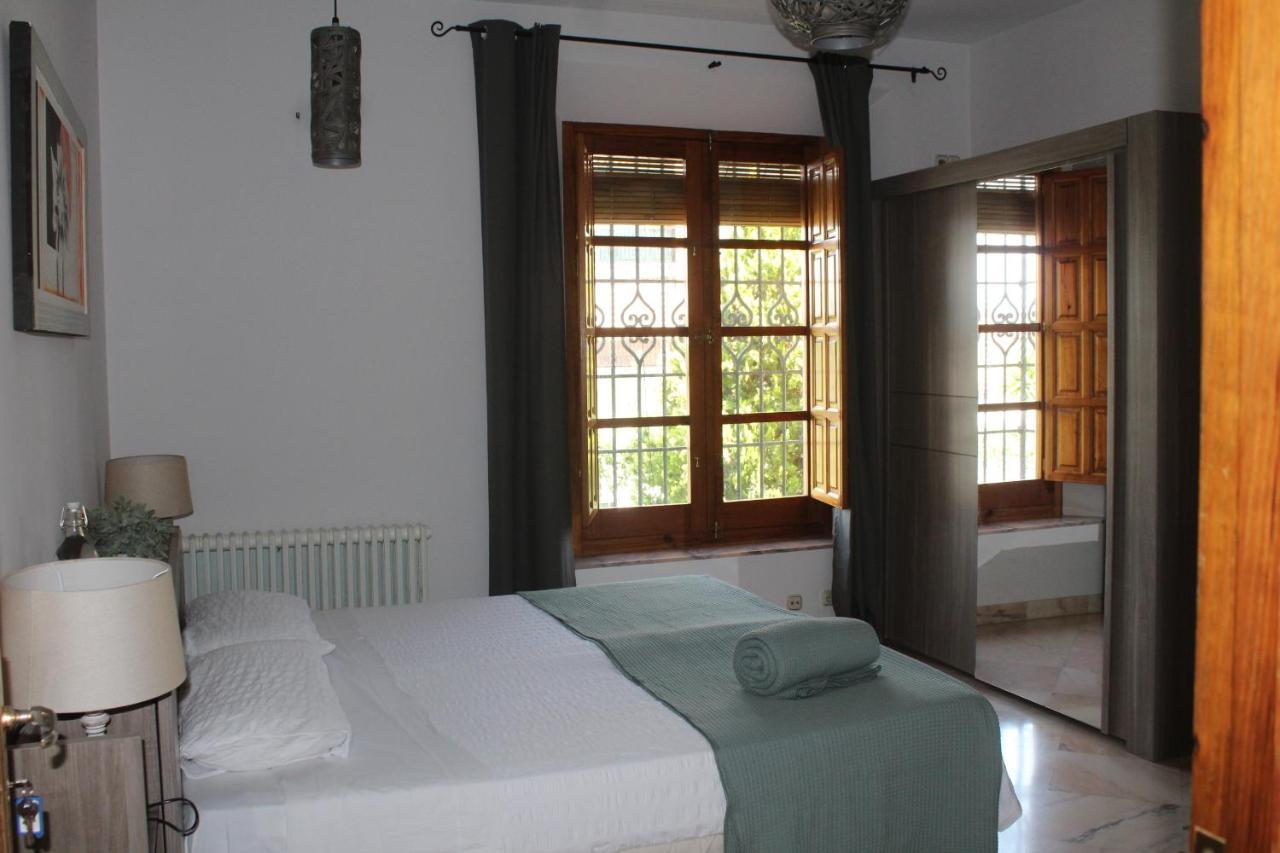 Hotel La Zubia , Granada Exteriör bild