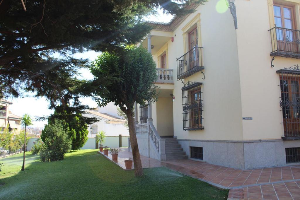 Hotel La Zubia , Granada Exteriör bild